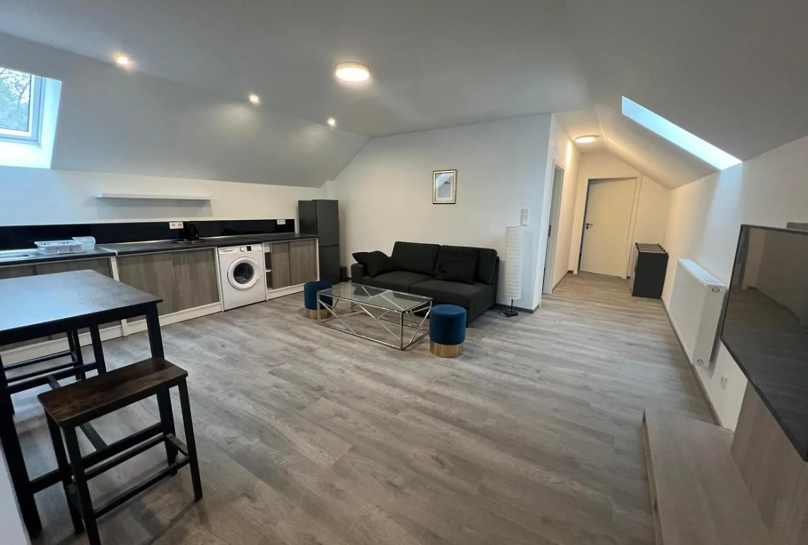 شقة V3-6 Geraeumige Monteur Wohnung Mit 2 Schlafzimmern هانوفر