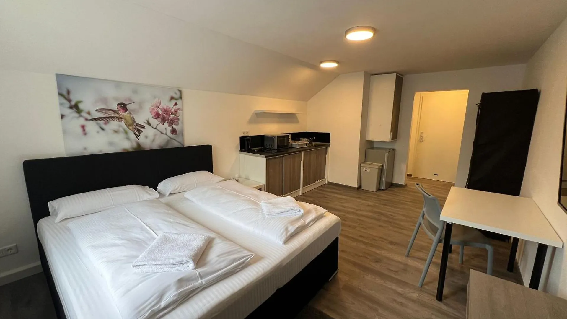 V3-6 Geraeumige Monteur Wohnung Mit 2 Schlafzimmern هانوفر 0*,  ألمانيا
